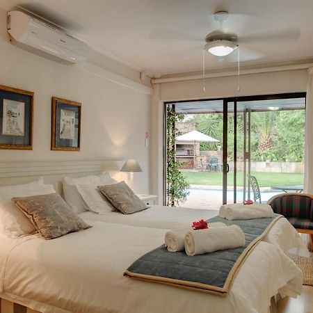 Majorca House Bed & Breakfast Съмърсет Уест Екстериор снимка