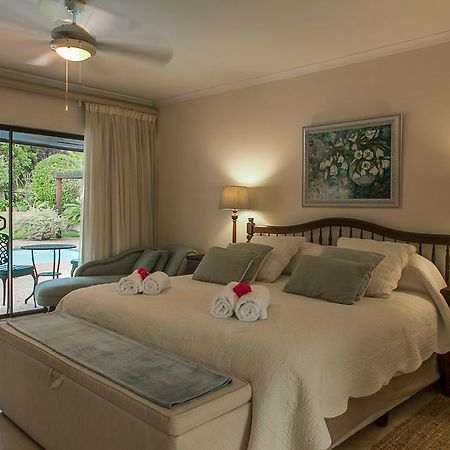Majorca House Bed & Breakfast Съмърсет Уест Стая снимка