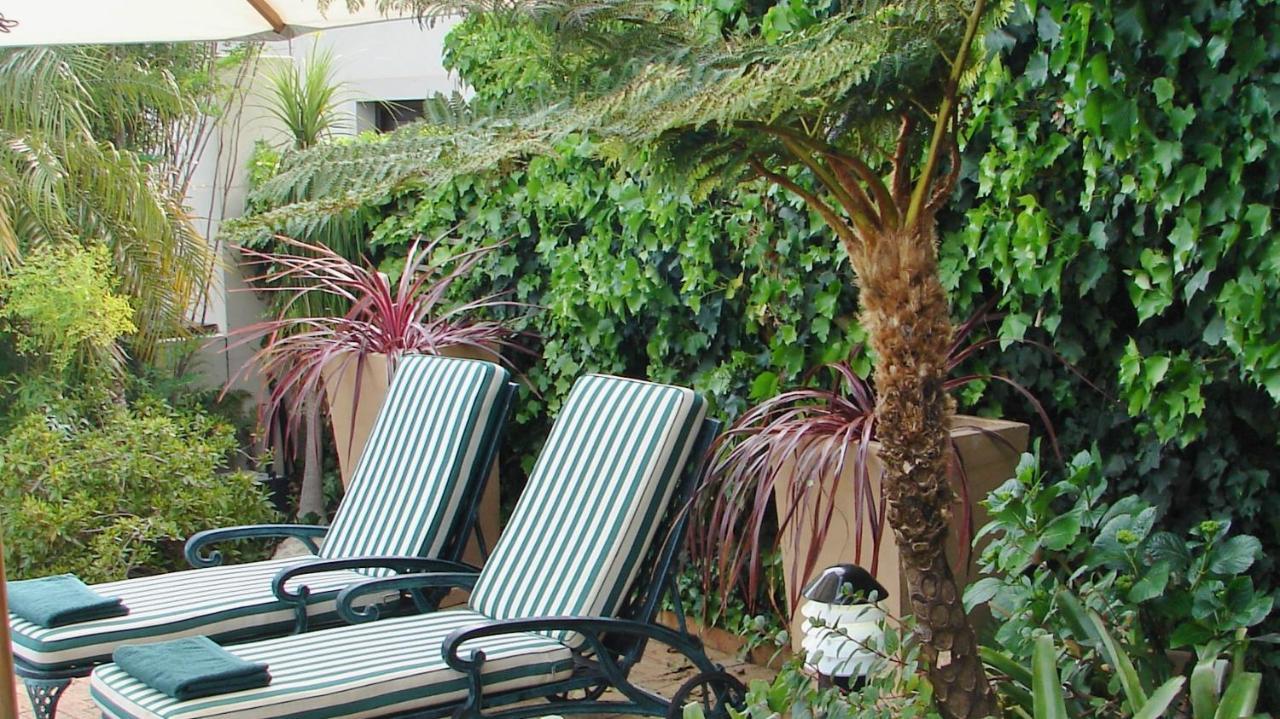 Majorca House Bed & Breakfast Съмърсет Уест Екстериор снимка